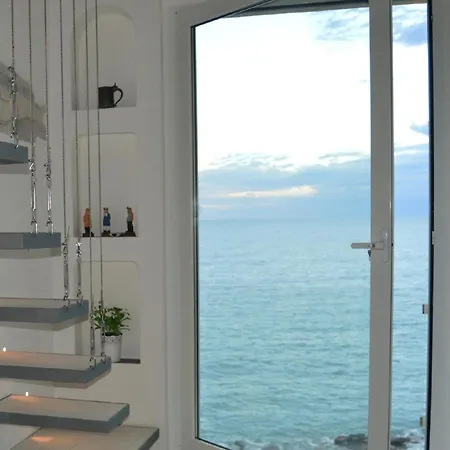 Ferienwohnung Fur 4 Personen Ca 35 M In Moneglia, Italienische Riviera Italienische Westkuste Appartement *