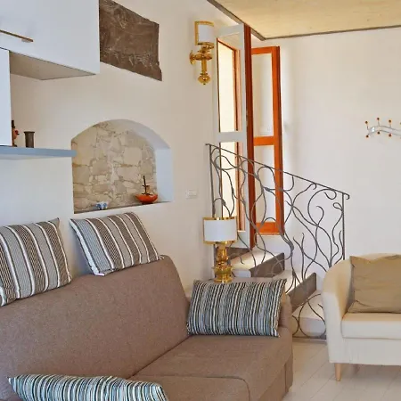 Ferienwohnung Fur 4 Personen Ca 35 M In Moneglia, Italienische Riviera Italienische Westkuste Moneglia